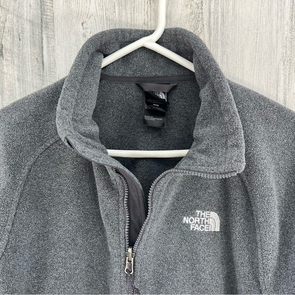 The North Face Men’s Khumbu Mid Weight Fleece Full Zip Jacket Size Medium - Picture 2 of 11